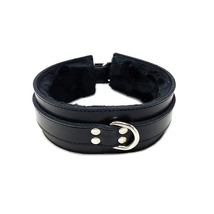 Rouge Leather Collar with Faux Fur Lining