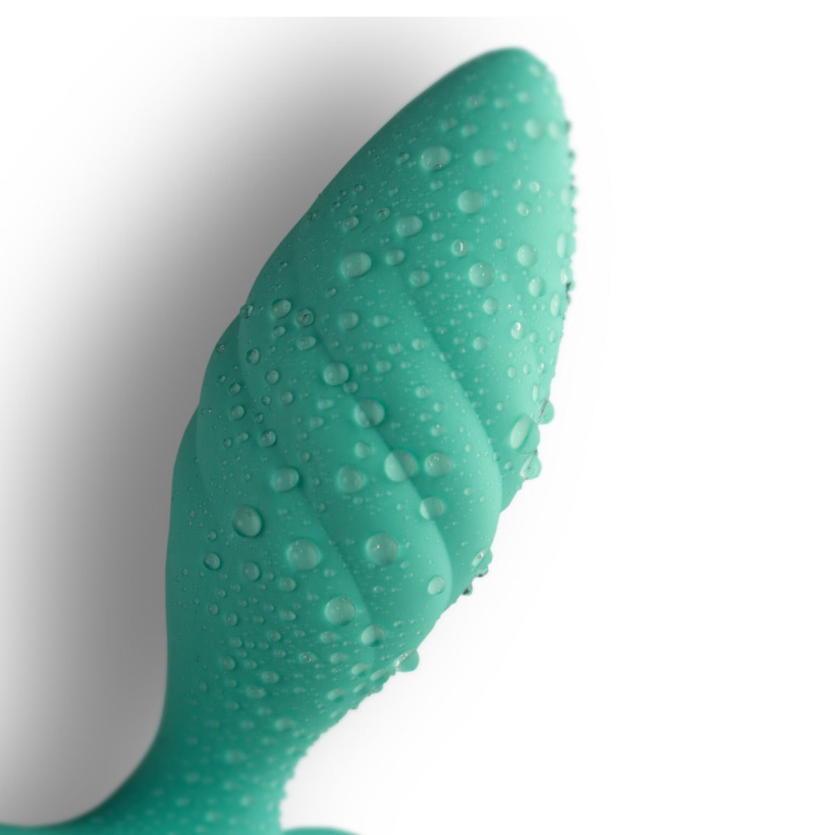 You Love Me Feel Me Vibrator & Butt Plug Set Green Purple close-up of plug with drops of water